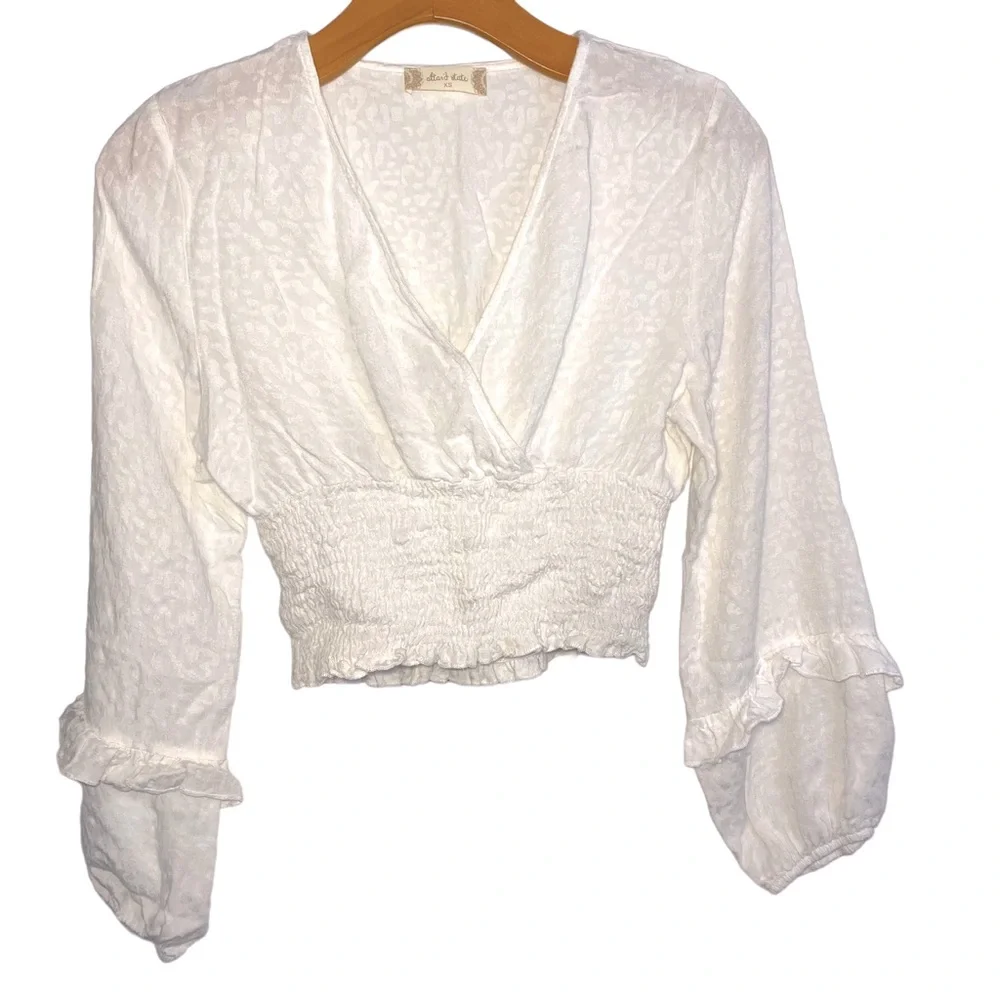 Altar’d State Off White Long Sleeve Crop Bell Sleeve Top / XS - Picture 1 of 6